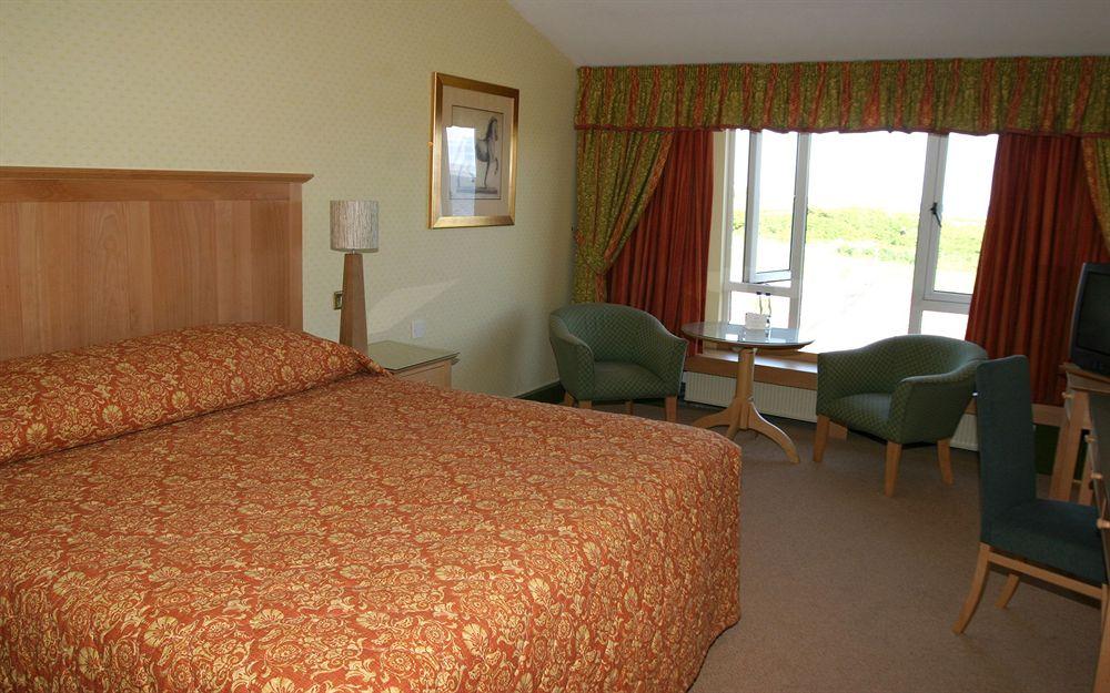 Connemara Coast Hotel Furbo Δωμάτιο φωτογραφία